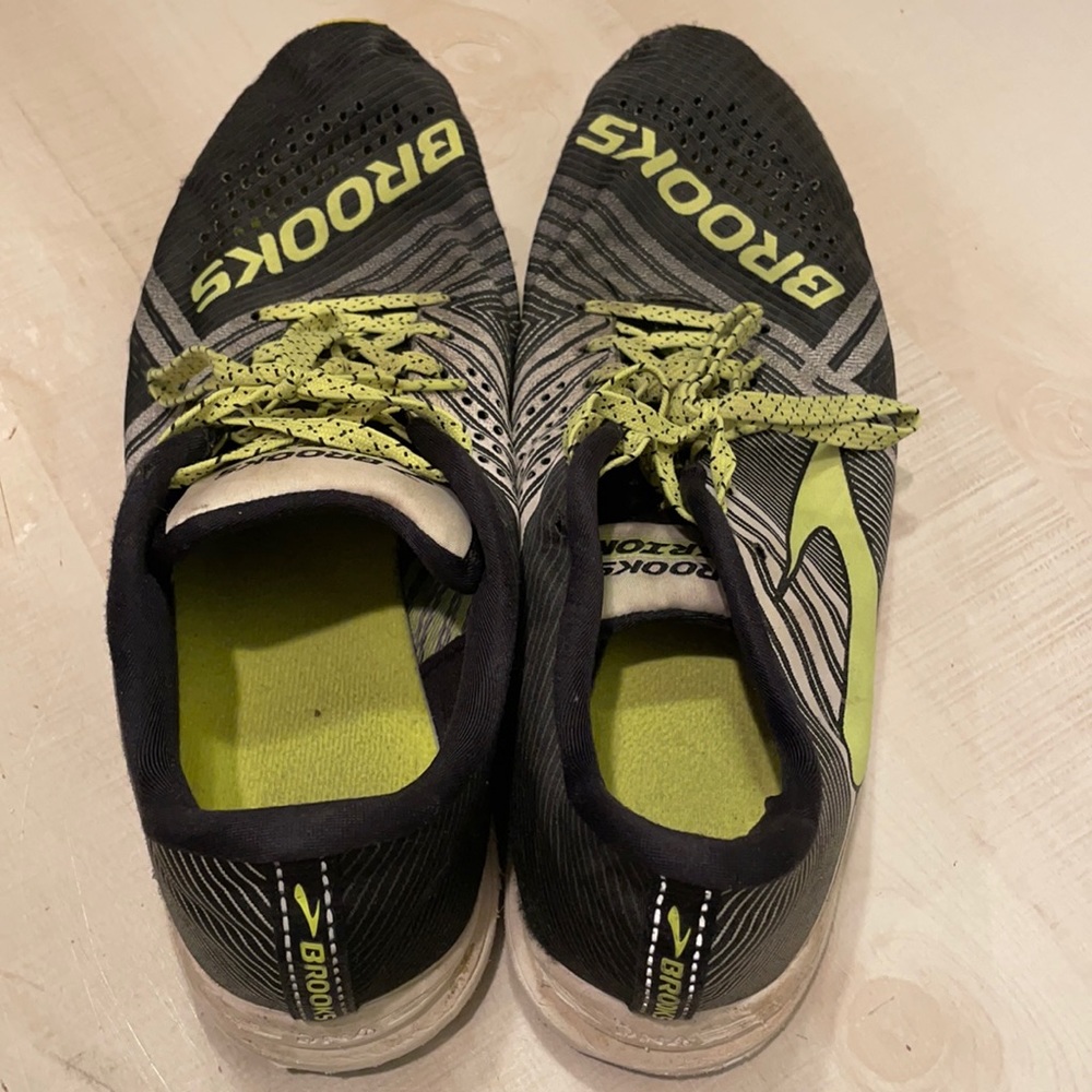 Brooks Hyperion Running Shoe